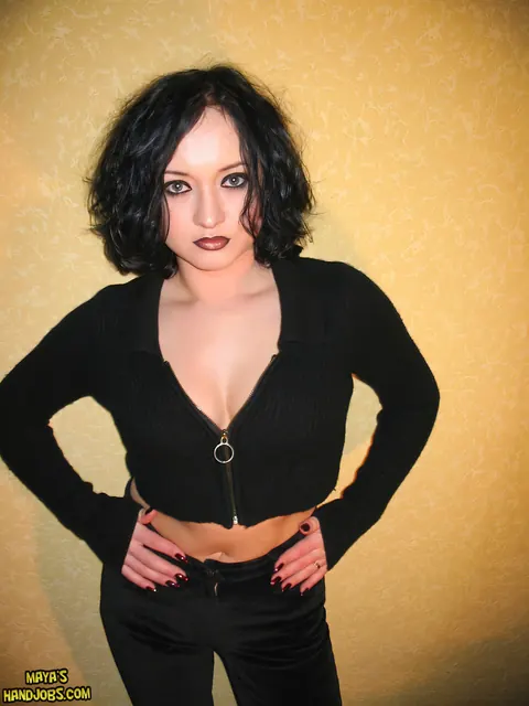 Mayas Handjobs: Brunette MILF with Short Hair and Big Tits Strips and Poses – photo 3 of 15