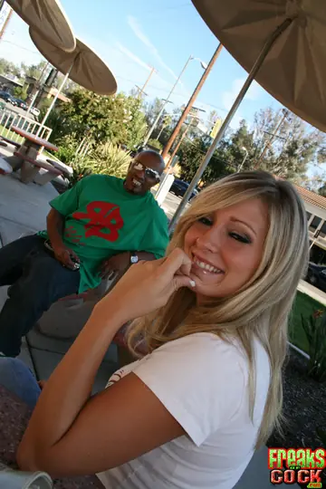 Carmen Kinsley – Busty Blonde in Lingerie and Glasses Gives Outdoor Titjob
