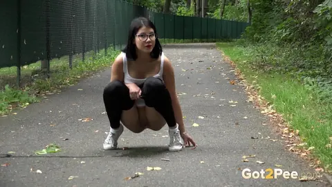 Lady Dee: Czech Brunette in Glasses Pulls Down Her Yoga Pants to Piss – photo 9 of 15