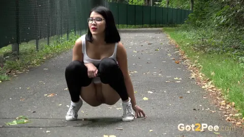 Lady Dee: Czech Brunette in Glasses Pulls Down Her Yoga Pants to Piss – photo 11 of 15