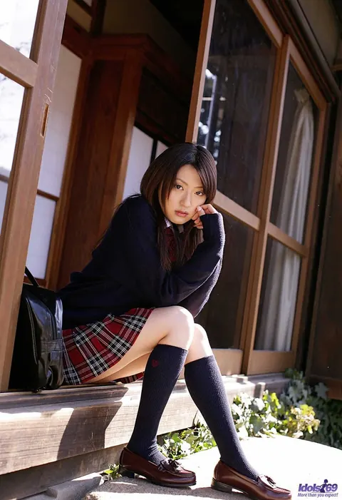 Misa Shinozaki: Thick Japanese Brunette in a Thong Pleasures Herself with a Dildo – photo 1 of 16