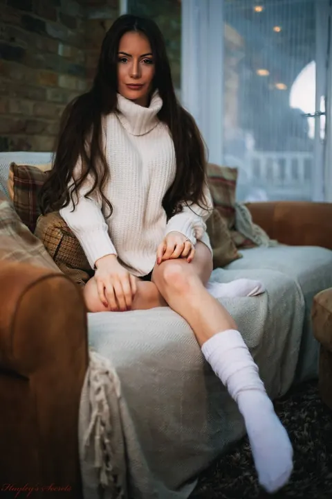 Laura H: British Brunette in Lingerie and Socks Shows Off Her Big Natural Tits – photo 1 of 12