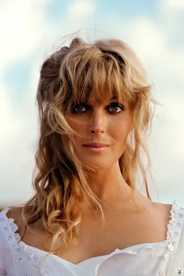 Bo Derek – Mature Blonde MILF with Short Hair Poses Nude Outdoors