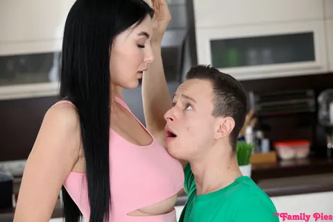 Simon Kitty: Busty Brunette Gets Fucked on the Sofa and in the Kitchen – photo 4 of 16