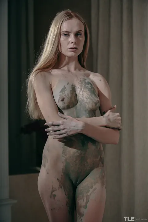 Maria Rubio: Slim Blonde Strips Off Her Top and Spreads Her Legs Wide – photo 21 of 21