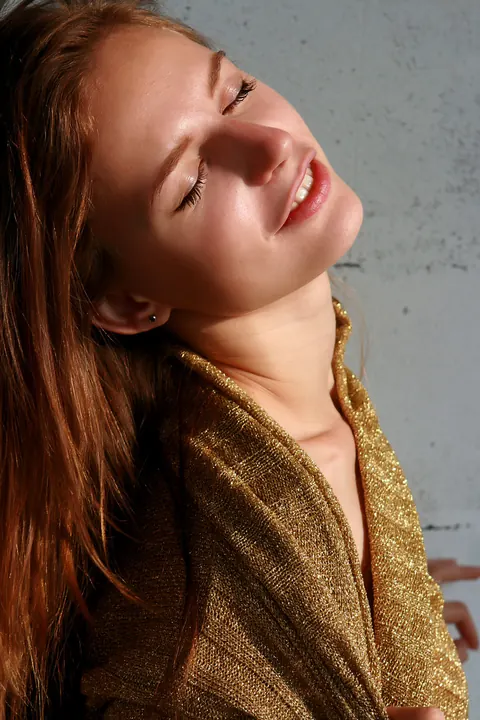 Sofi Shane: Ukrainian Redheads Eat Pussy and Finger Each Other Outdoors – photo 3 of 21