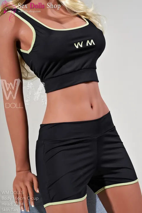 Blonde Strips Out of Her Workout Outfit in the Gym – photo 8 of 14