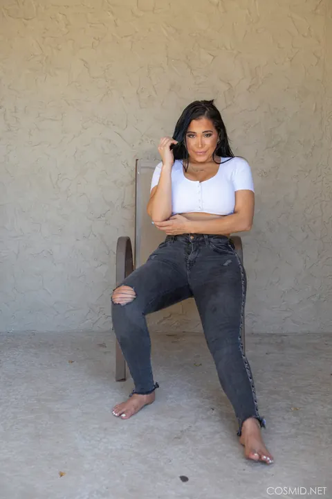 Juliana Cruz: Curvy Latina Slips Out of Her Panties on a Chair – photo 1 of 16