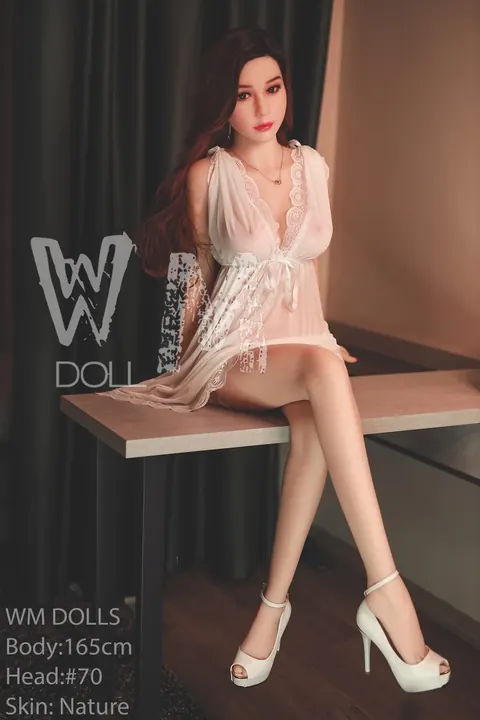 Tall Slim Busty Woman Poses Nude in High Heels – photo 8 of 21