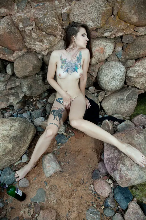 Two Tall Brunettes Strip and Kiss – photo 20 of 21