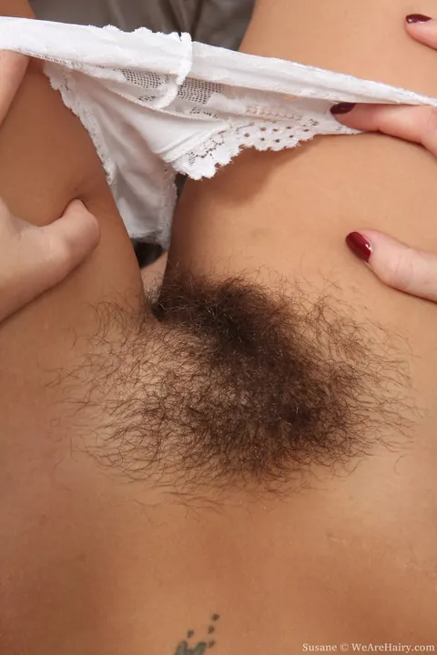 Susanne Brend: Blonde MILF Strips and Shows Her Hairy Pussy and Tattoo – photo 12 of 20