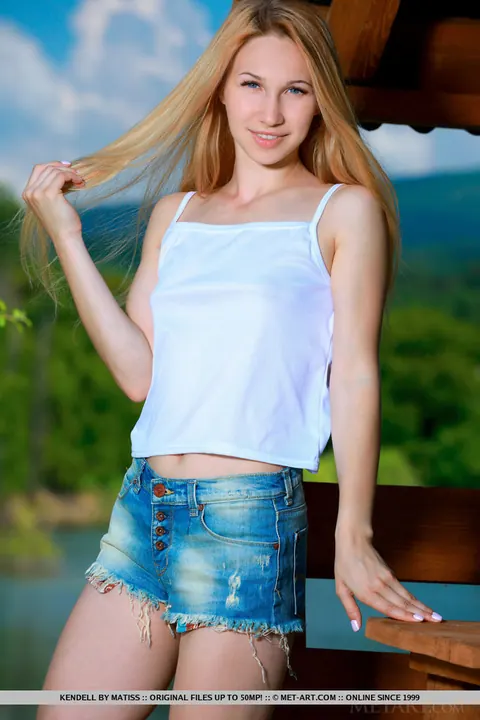 Tall Blonde Strips Out of Her Shorts and Spreads Outdoors – photo 2 of 18