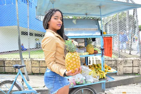 Ana Ebano: Latina Ebony Babe Sucks Dick and Rides Cock Outdoors – photo 10 of 16