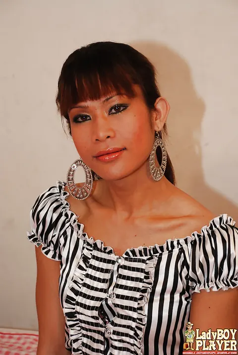 Asian Trans Woman Poses in Panties and Shows Her Hairy Bush – photo 1 of 16