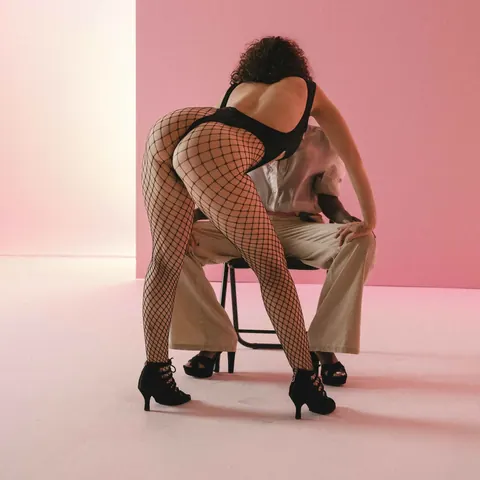 Zaawaadi: Ebony Woman Straps On and Fucks African Partner – photo 8 of 12