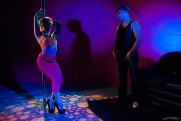 Brunette in Yoga Pants Strips for Anal Sex