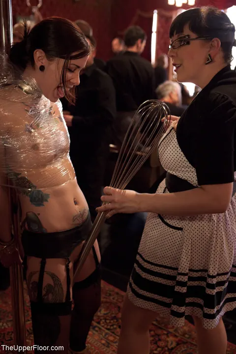 Beretta James: Tattooed Latinas Share a Strap-On and Toys in Group Sex – photo 8 of 20