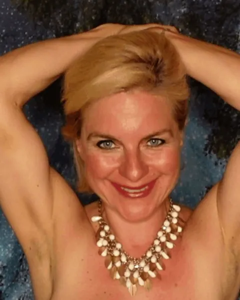 Busty Mature Blonde Spreads Her Legs Outdoors in Lingerie – photo 1 of 19