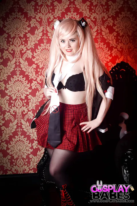 Danni Marie: Blonde PAWG in Stockings and Cosplay Spreads Her Ass – photo 7 of 16