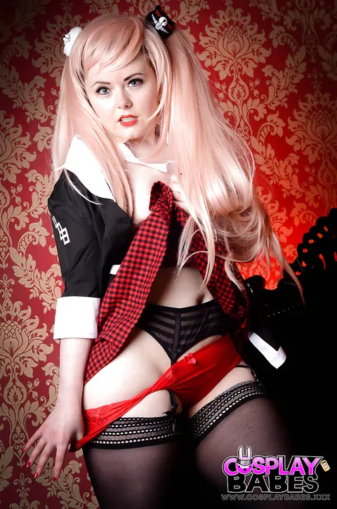 Danni Marie: Blonde PAWG in Stockings and Cosplay Spreads Her Ass – photo 12 of 16