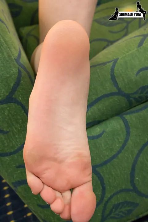 Trans Woman Shows Off Her Feet and Cock – photo 14 of 15