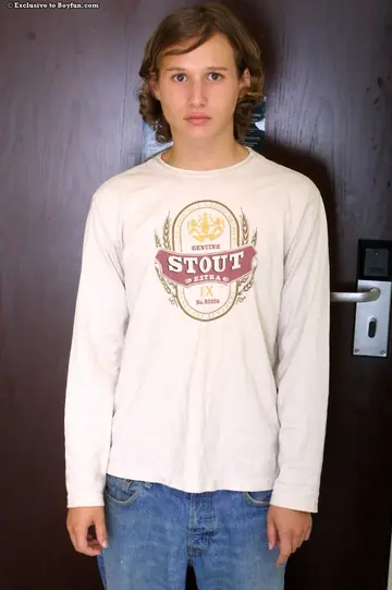 Twink Strips Nude and Shows His Body