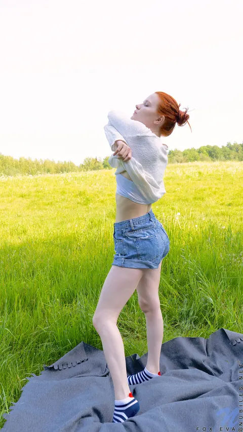 Skinny Pale Redhead Strips and Fingers Her Pussy in the Forest – photo 2 of 16
