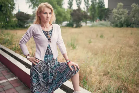 Blonde with Short Hair Strips Out of Her Skirt Outdoors – photo 9 of 13