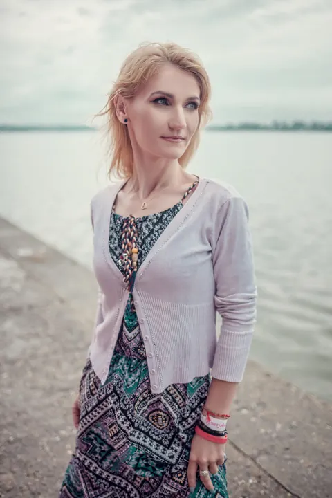 Blonde with Short Hair Strips Out of Her Skirt Outdoors – photo 11 of 13