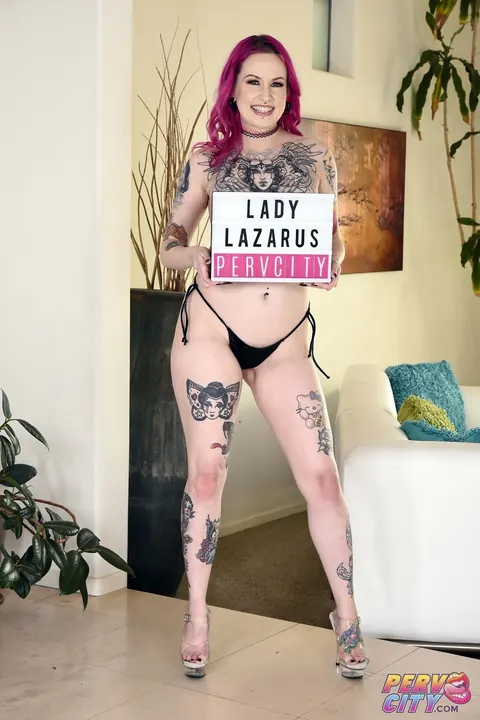 Lady Lazarus: Thick Tattooed Babe Takes BBC Anal in a Bikini – photo 12 of 20