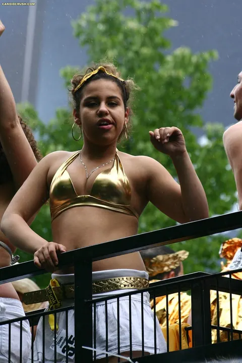 Woman in a Bikini and Skirt Exposes Her Small Breasts in Public – photo 9 of 16