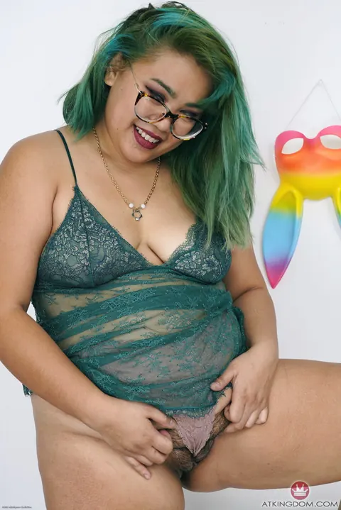 Asian BBW with Big Tits Spreads Her Hairy Pussy – photo 5 of 21