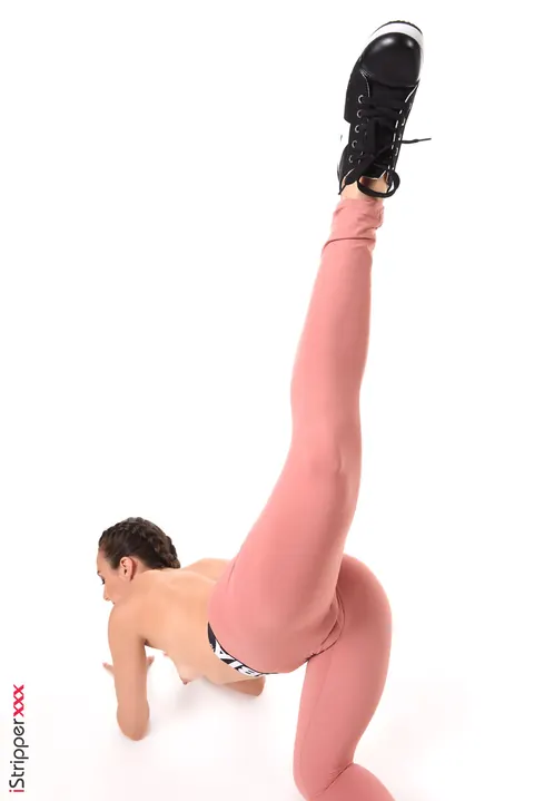 Athletic Brunette Wets Yoga Pants Before Nude Masturbation – photo 4 of 15