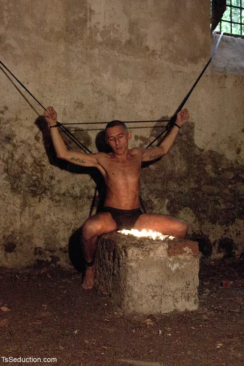 Trans Woman Binds Partner in Femdom Bondage – photo 6 of 12
