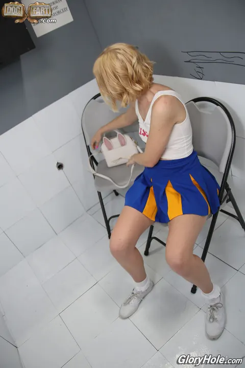 Chloe Couture: Blonde Sucks Gloryhole Cock and Takes a Facial – photo 6 of 21