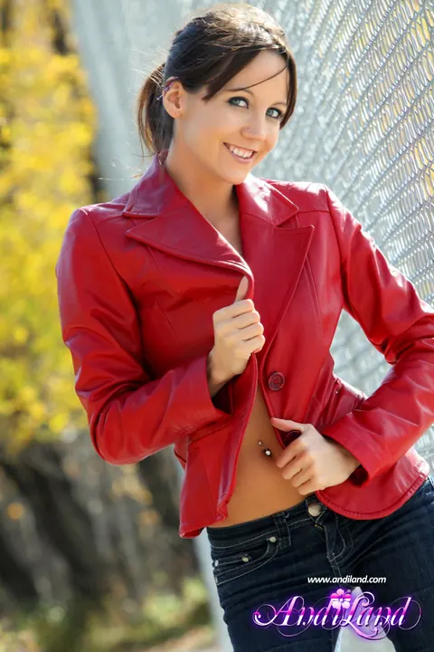 Andi Land: Slim Brunette Pulls Her Jeans Aside to Flash Her Pussy Outdoors – photo 3 of 15