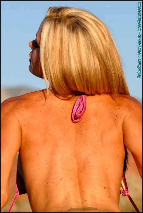 Christy Allen: Blonde Bodybuilder Strips Off Her Bikini and Poses Nude Outdoors – photo 15 of 15