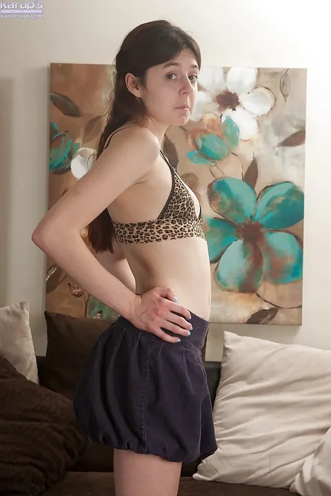 Cassidy Blanc: Thick Redhead Fingers Her Hairy Asshole and Pussy – photo 1 of 16