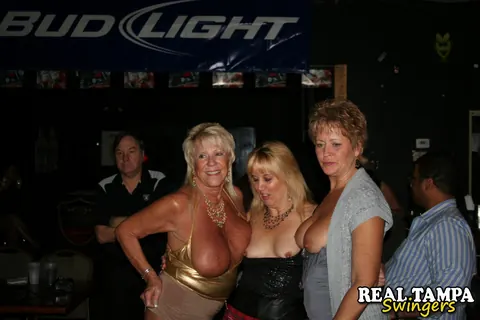 Mandi McGraw: Curvy Blonde MILFs in Glasses Join Interracial Group Sex – photo 5 of 20