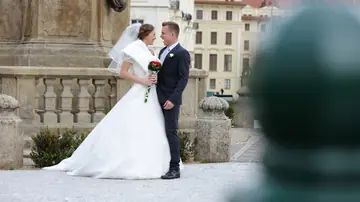 Stacy Cruz – Busty Czech Redhead Bride Fucks a Stranger Outdoors