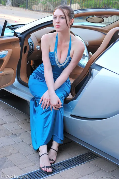 Megan Loxx: Busty Redhead Strips Out of Her Dress in the Car – photo 15 of 20