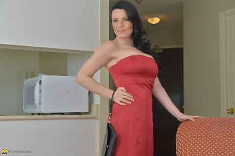 Stacy Ray: Brunette MILF Strips Out of Her Skirt in High Heels – photo 2 of 16