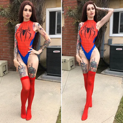 Skinny Tattooed Babe Poses in a Bikini and Costume – photo 9 of 20