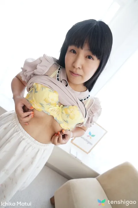 Japanese Brunette Sucks Cock and Takes Anal on the Bed – photo 2 of 21