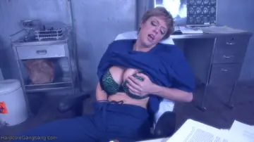 Dee Williams – British Blonde MILF Takes Double Penetration in Bondage Gangbang