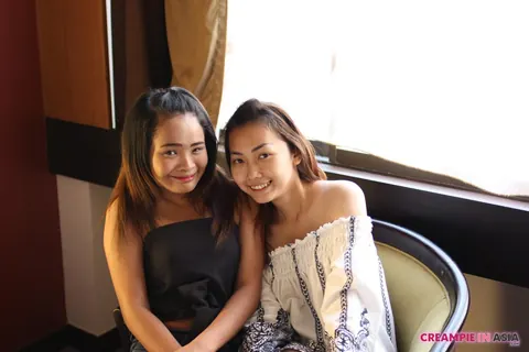 Petite Thai Woman Undresses and Spreads Her Pussy – photo 2 of 20