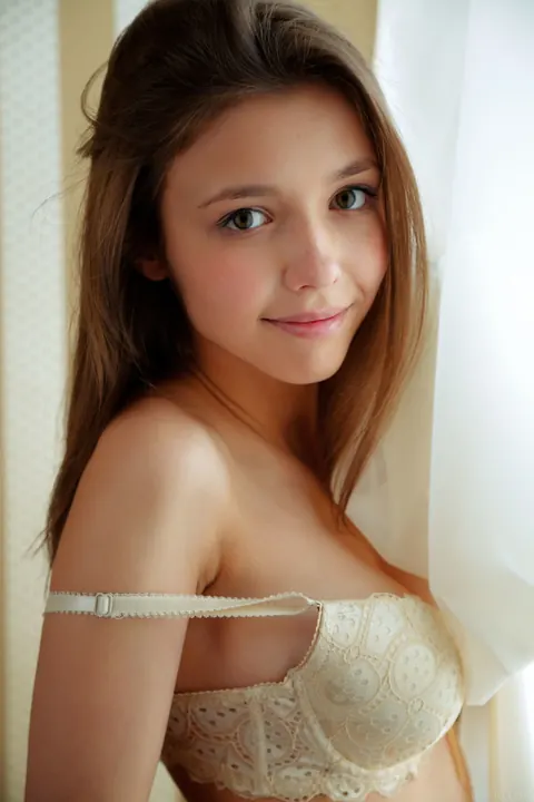 Mila Azul: Skinny Ukrainian Brunette Spreads Her Pussy Nude – photo 1 of 20