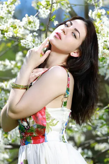 Sivilla – European Brunette with Big Natural Tits Lifts Her Skirt and Spreads Outdoors