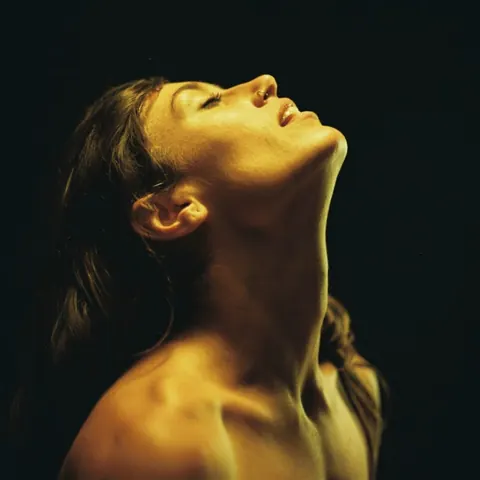 Julia Roca: Spanish Brunette with Natural Tits Gives a Blowjob Then Makes Love – photo 2 of 14