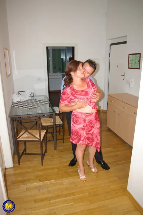 Vyona: Thick Brunette MILF Rides and Takes Anal Doggy Style on the Sofa – photo 1 of 20